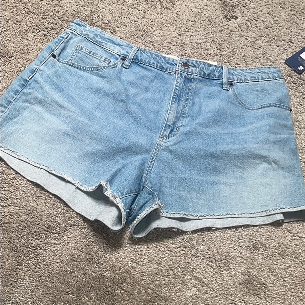 New Universal Thread Light Blue Denim Shorts size 17